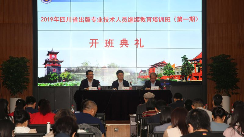 低压电工证报名需要什么材料