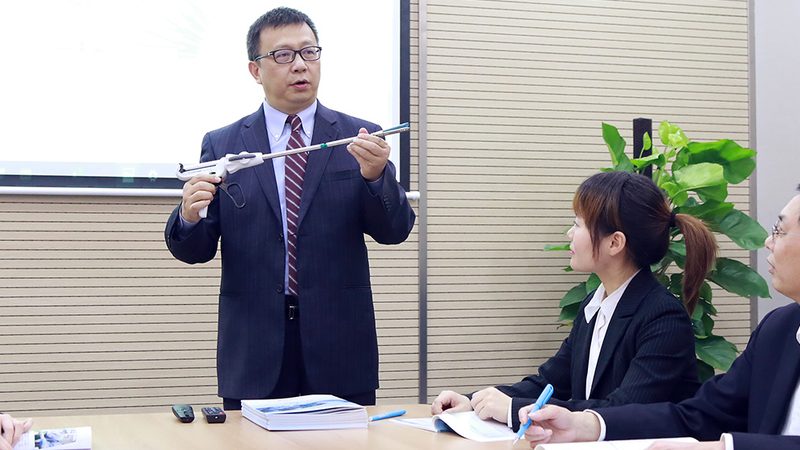 焊工培训教材与标准规范：如何选择与掌握